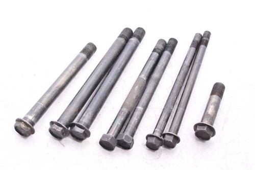 Engine mounting bolt bolt