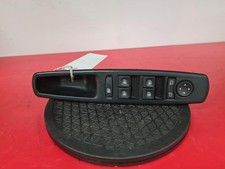 RENAULT MEGANE RIGHT FRONT ELECTRIC WINDOW SWITCH 2010 5 DOOR