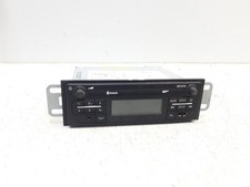2016 VAUXHALL VIVARO RADIO STEREO HEAD UNIT 281151657R *NEEDS CODE