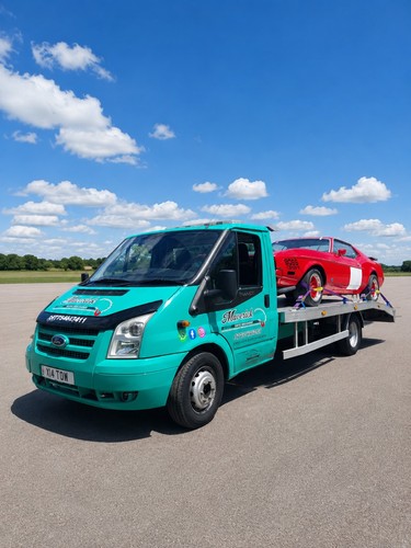 Car and vehicle recovery - vehicle,