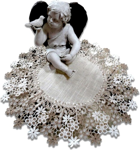 Doily round lace table - round,