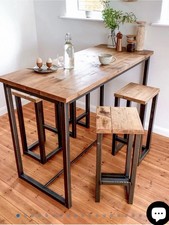 Breakfast Bar Table with Four Stools