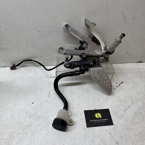 Yamaha yzf right rear - r1,