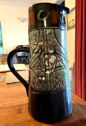 Large elegant celtic pottery - celtic,