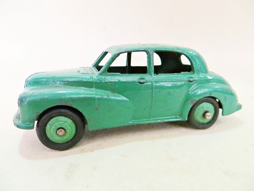 Dinky 40g 159 - 'morris, oxford'