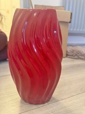 red vase