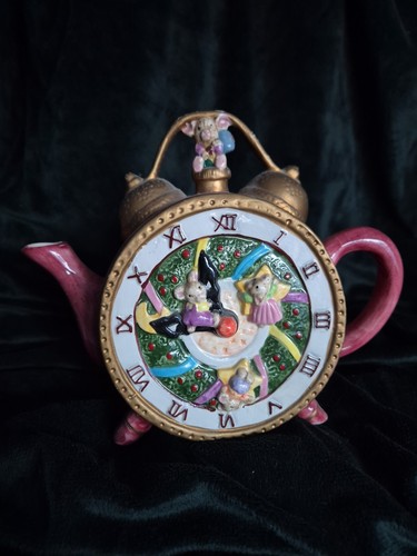 Novelty teapot hickory - novelty, teapot.