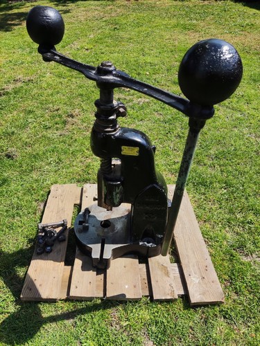 Denbigh flypress - denbigh, no.4