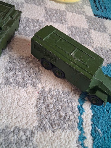 Green diecast military - green,