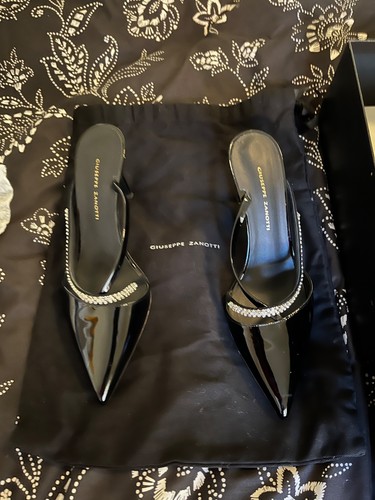 New women black with stones - women's,