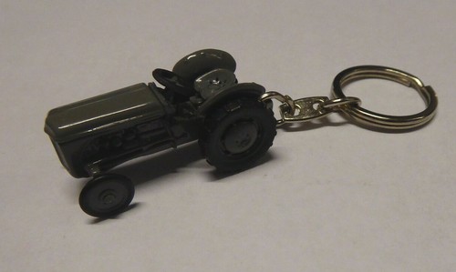 Tractor keyring ferguson - tractor,