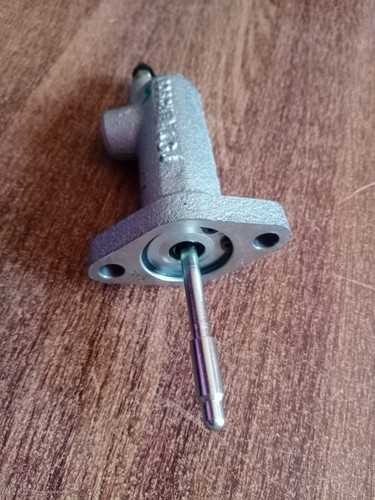 Slave cylinder with push - slave,