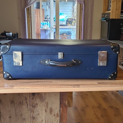 1940s globe trotter suitcase - trotter,