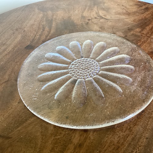 Dartington glass daisy cheese - dartington,