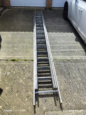 Triple Extension Ladder 