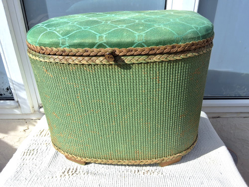 Vintage green lloyd loom - loom, style