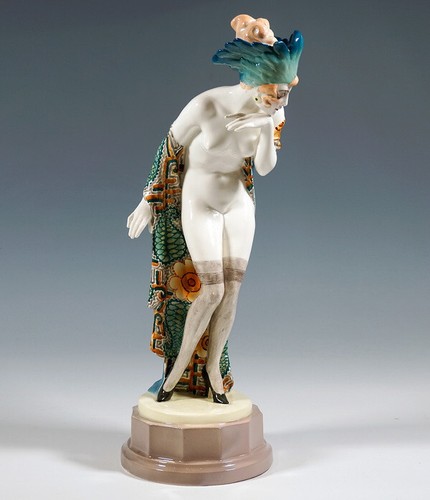 Rare goldscheider vienna figur - vienna,
