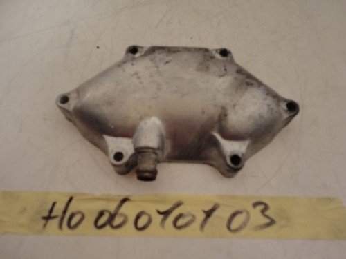 Valve cover aiming cylinder
