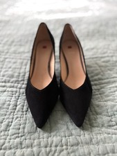 Högl Black Suede Pointed Toe