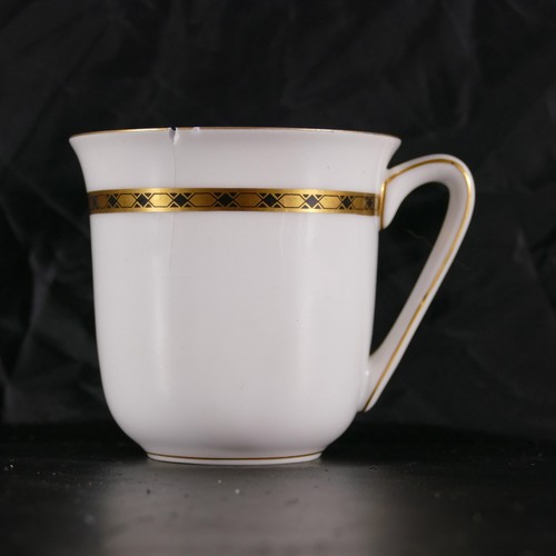 Small china cup - by, zeh