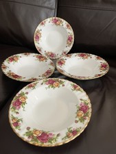 Royal Albert OLD COUNTRY ROSES