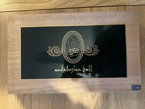 Empty cigar box - cigar,
