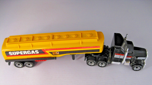 Matchbox supergas petrol - matchbox,