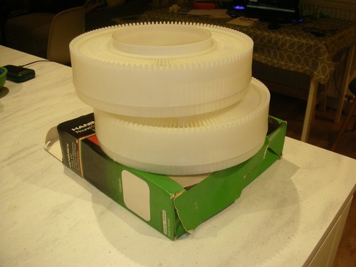 Hanimex round slide projector - hanimex,