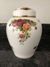 Royal Albert - Old Country