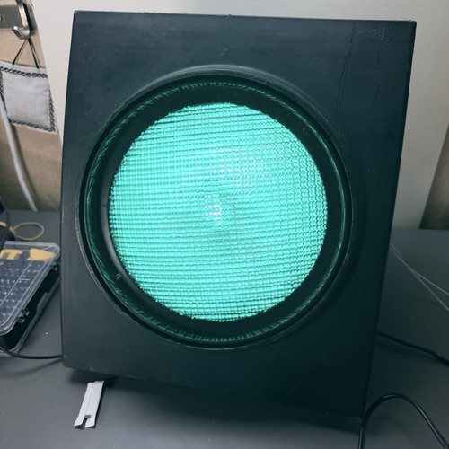 Green traffic light 12v - traffic,