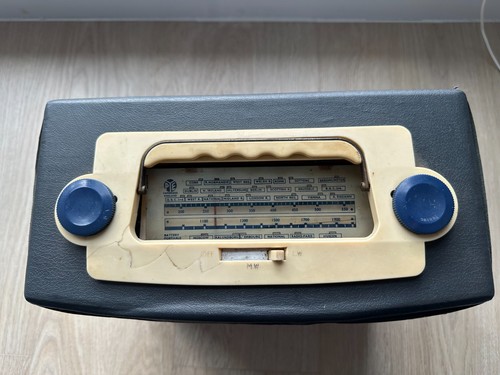 Vintage radio 40s pye new - pye,