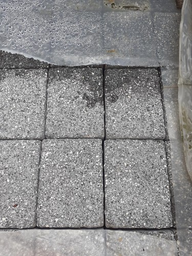 Marshalls concrete block - concrete,
