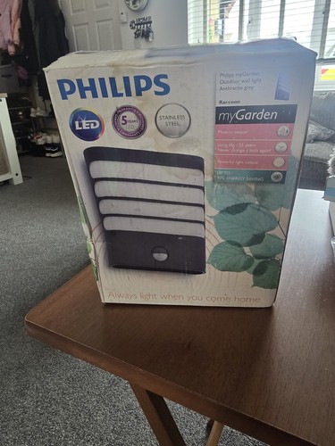 Phillips outfoor wall light - outfoor,