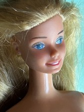 🩶 Vintage 1980s Barbie Doll