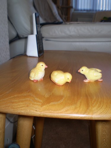 Beswick chickens set three - chickens,