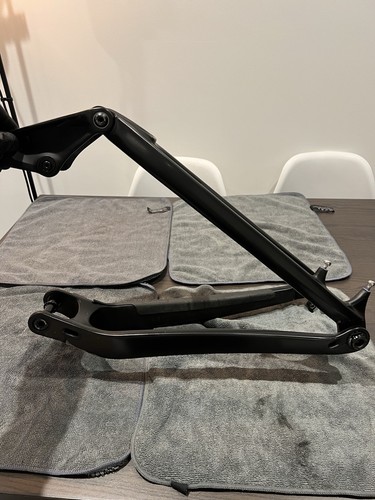 Trek remedy rear triangle - trek,