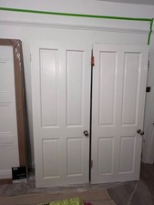 x4 White Internal 1930s Four Panel Doors with round silver door handles