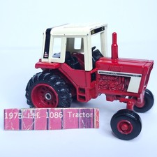 International Harvester 1086