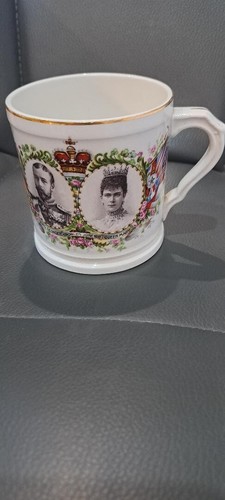 Henry alcock mug celebrating - mug,