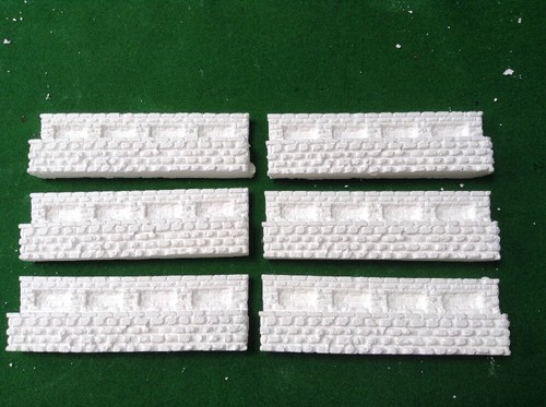 Low level block stone - x,