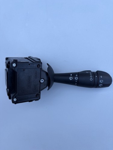 Renault clio mk4 windscreen - renault,