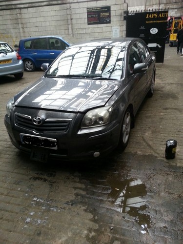 Toyota avensis diesel - toyota, 2.2