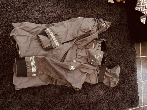 Typhoon max drysuit size - b,