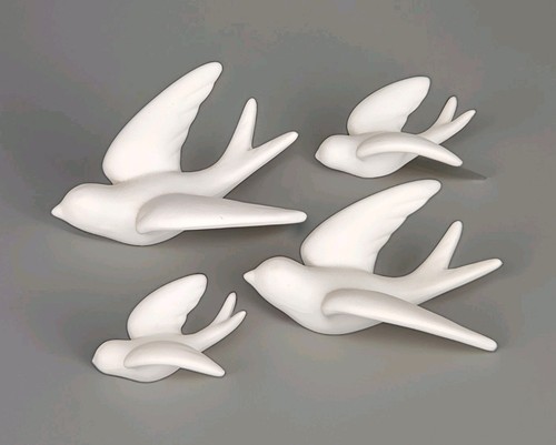 Set flying birds sparrows - 4,