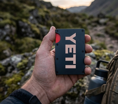 Yeti metal wallet - metal,