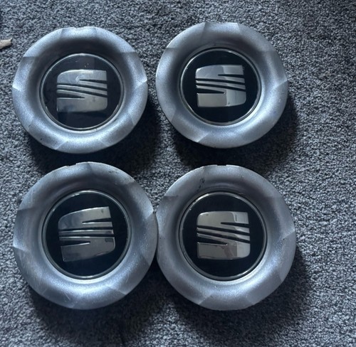 Seat wheel centre caps - 4,