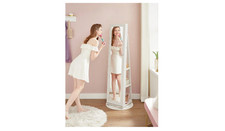 Freestanding Jewellery