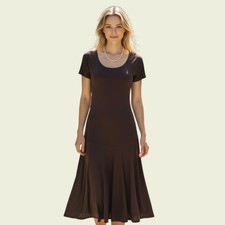 Isabel de Pedro Brown Drop