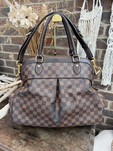 Authentic louis vuitton - louis,
