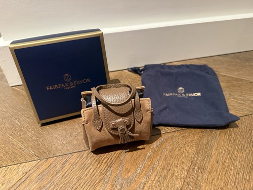 Fairfax and favor mini - and,